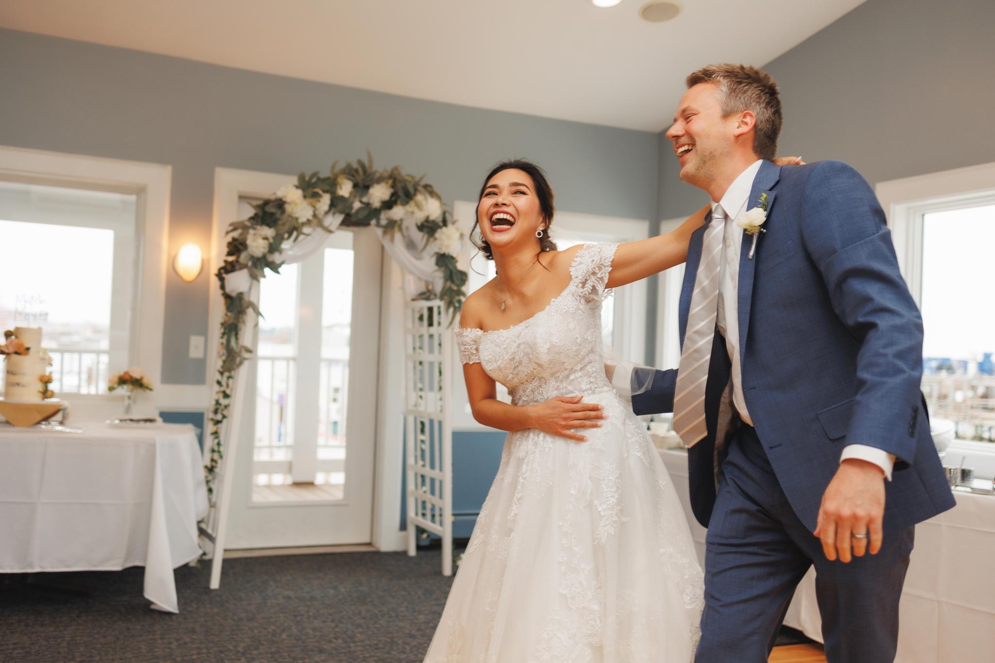 A Photographer's Review: The Saltwater Grille Wedding Venue, South Portland, Maine